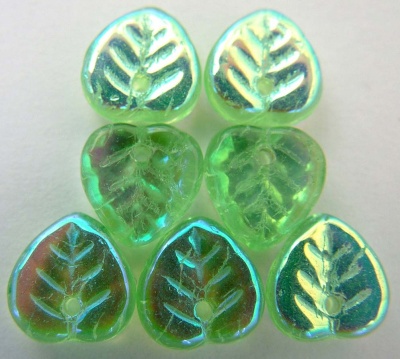 Leaf H Heart Green Tr Peridot AB  50520-28701 Czech Bead Charm x 50