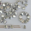 Nib Bit Silver Crystal Labrador Full 00030-27000 Czech Glass Bead x 10g