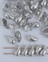 Zoliduo Left Right Silver Crystal Labrador 00030-27001 Czech Glass Bead x 25