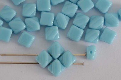 Silky Blue Turquoise Blue 63030 Czech Glass Beads x 10g